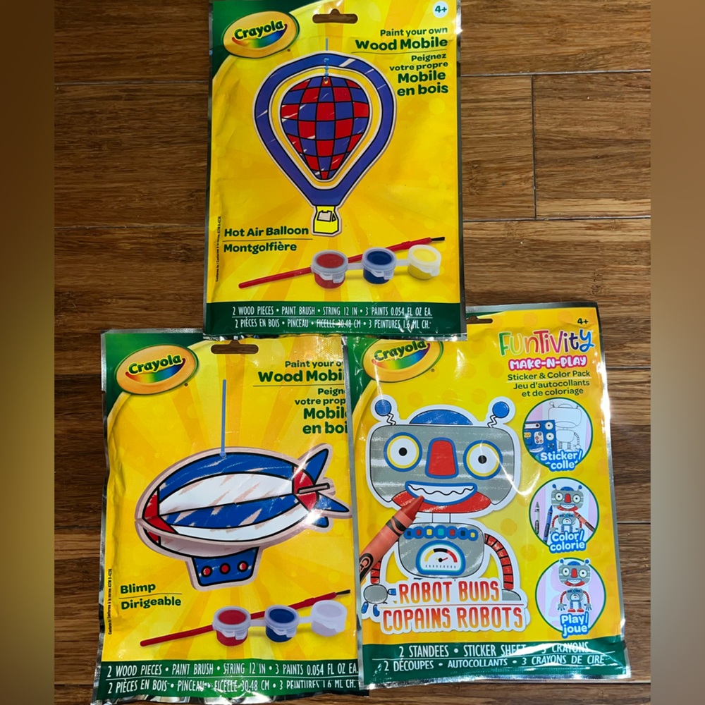 Crayola Wood Mobile 3 pack NEW